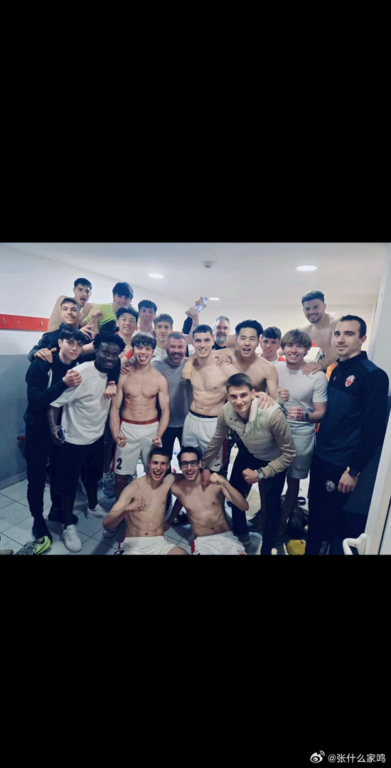 乐鱼体育官网-出场5次可获劳工证！张家鸣代表沃日多瓦茨U19出战3场，打进3球！